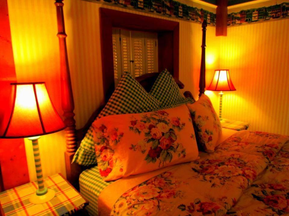Shamrock Thistle & Crown B&B Weirsdale ภายนอก รูปภาพ